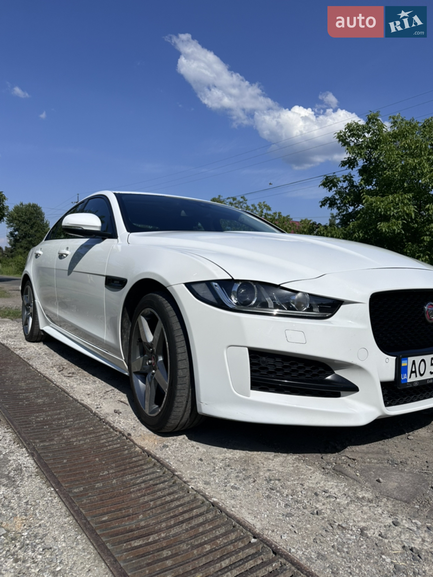2016 Jaguar XE - мініатюра 25