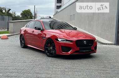 Седан Jaguar XE 2020 в Киеве