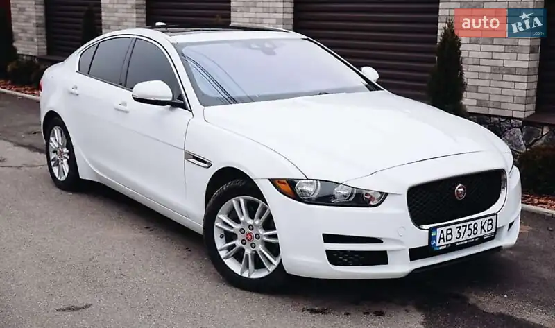 Jaguar XE 2016