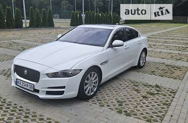 Седан Jaguar XE 2018 в Харкові