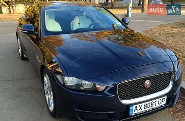 Седан Jaguar XE 2016 в Харкові