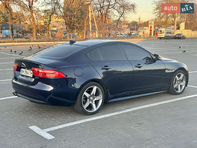 Седан Jaguar XE 2015 в Одессе