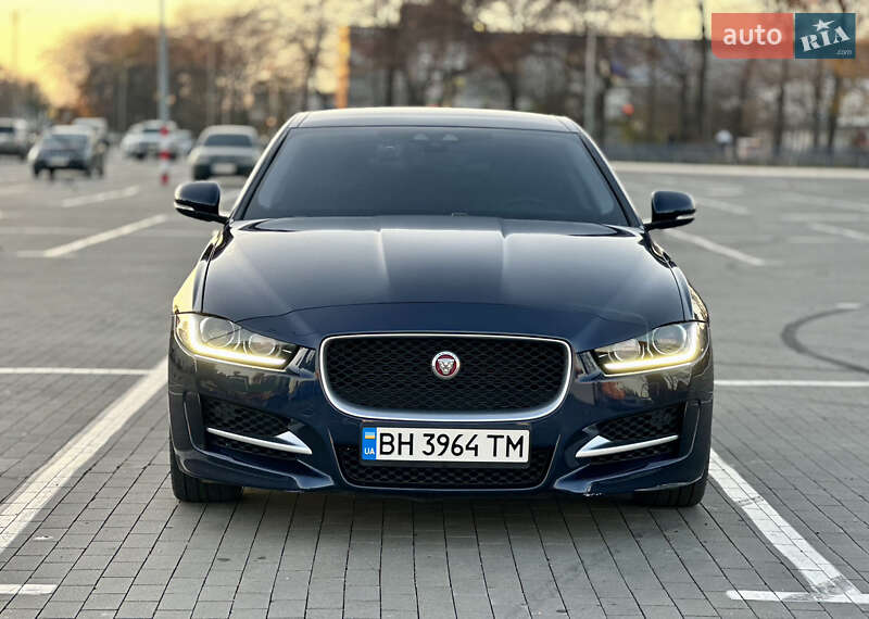 Седан Jaguar XE 2015 в Одессе