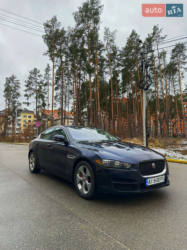 Jaguar XE 2017