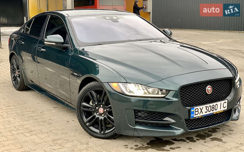 Седан Jaguar XE 2016 в Хмельницькому