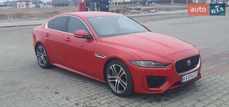 Jaguar XE 2019
