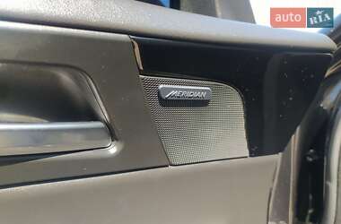 Седан Jaguar XE 2017 в 