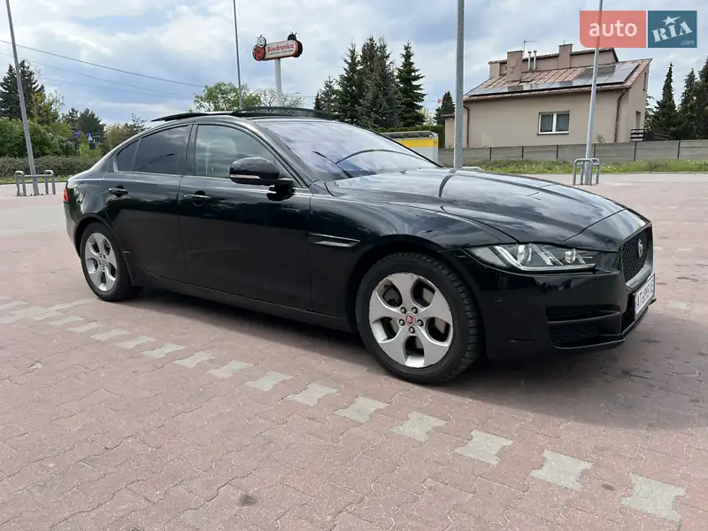 Jaguar XE 2017 VIN SAJAS4BN2HA977906 фото оголошення 17 з 104