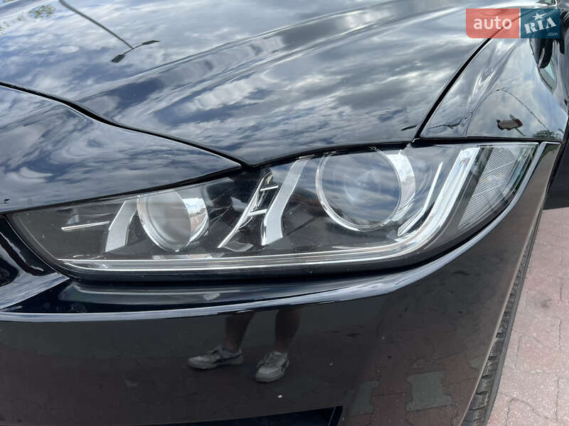 Седан Jaguar XE 2017 в Ивано-Франковске фото 44 Седан Jaguar XE 2017 в Ивано-Франковске