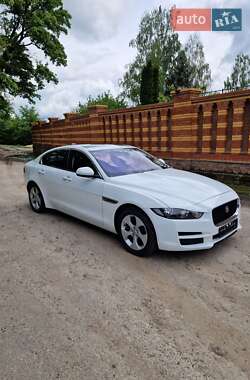Седан Jaguar XE 2017 в Вінниці