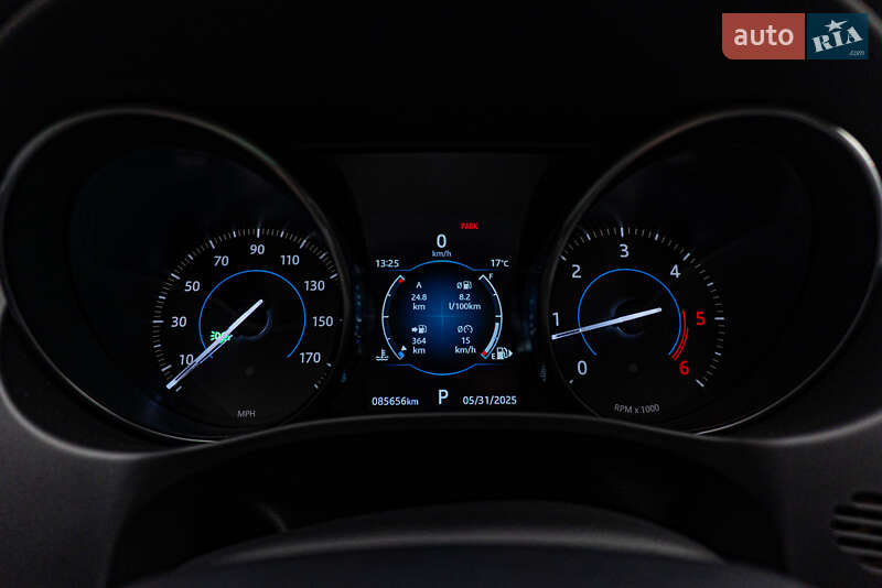 Седан Jaguar XE 2017 в Киеве