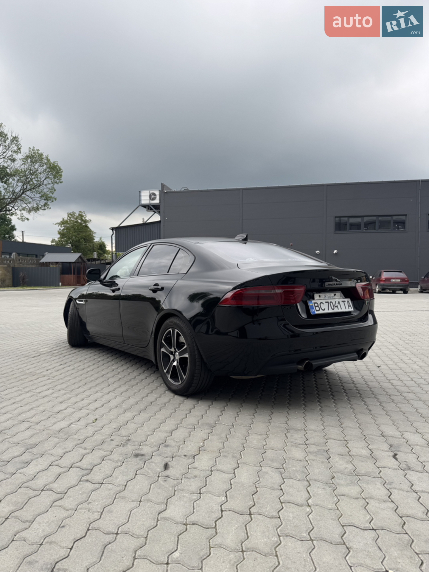 2017 Jaguar XE - мініатюра 7