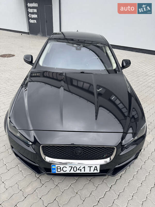 Седан Jaguar XE 2017 в Трускавце фото 12 Седан Jaguar XE 2017 в Трускавце