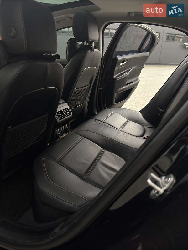 Седан Jaguar XE 2017 в Трускавце фото 20 Седан Jaguar XE 2017 в Трускавце