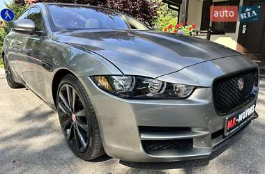 Седан Jaguar XE 2016 в Киеве