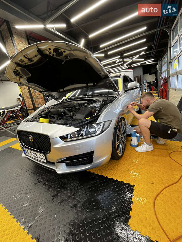 Седан Jaguar XE 2016 в Киеве фото 93 Седан Jaguar XE 2016 в Киеве