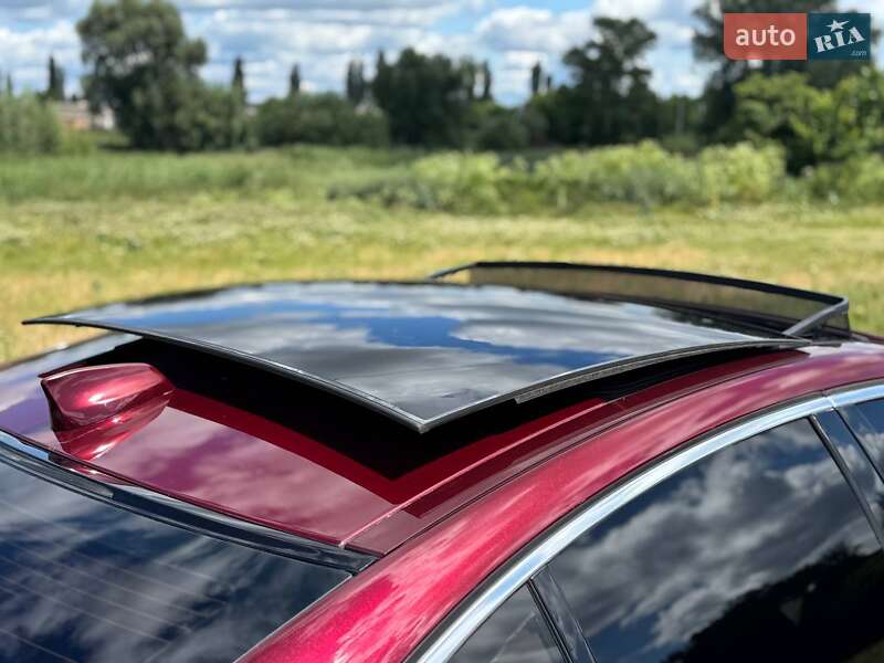 Седан Jaguar XE 2016 в Переяславе