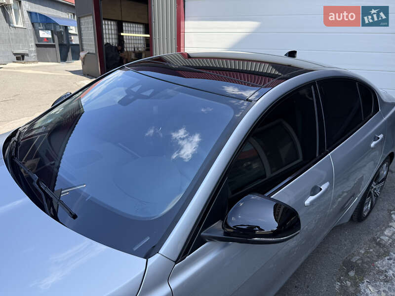 Седан Jaguar XE 2016 в Киеве фото 39 Седан Jaguar XE 2016 в Киеве