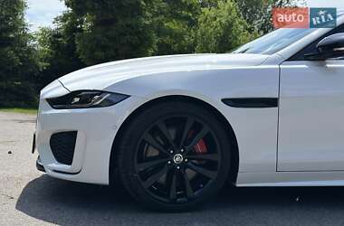 Седан Jaguar XE 2024 в 