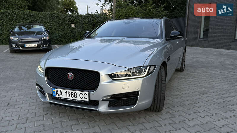 Седан Jaguar XE 2016 в Киеве фото 3 Седан Jaguar XE 2016 в Киеве