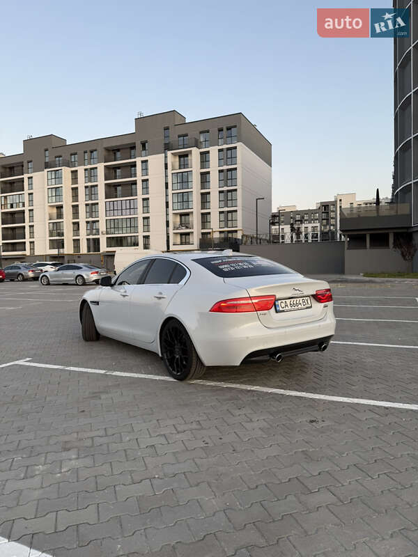 Седан Jaguar XE 2017 в Черкассах