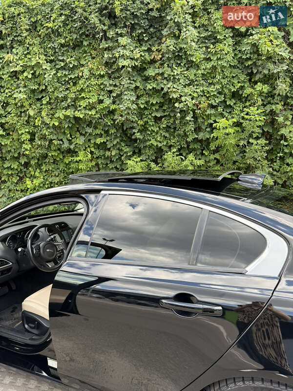 Седан Jaguar XE 2017 в Киеве фото 6 Седан Jaguar XE 2017 в Киеве