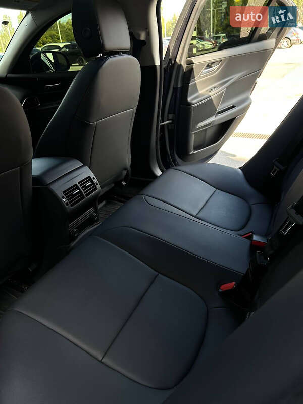 Седан Jaguar XE 2017 в Днепре фото 38 Седан Jaguar XE 2017 в Днепре