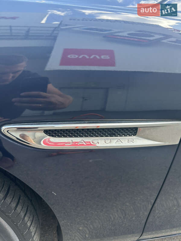 Седан Jaguar XE 2017 в Днепре фото 36 Седан Jaguar XE 2017 в Днепре