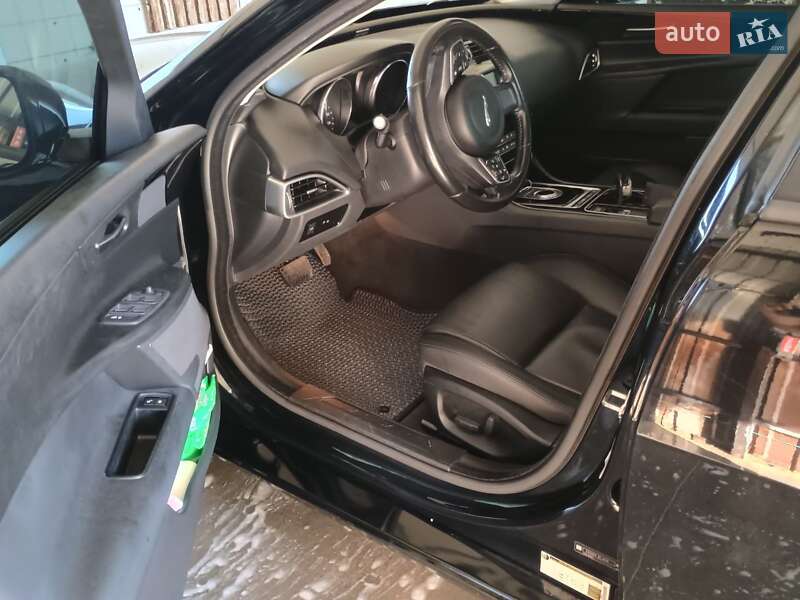 Седан Jaguar XE 2017 в Виннице фото 7 Седан Jaguar XE 2017 в Виннице