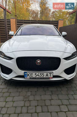 Седан Jaguar XE 2020 в Днепре Седан Jaguar XE 2020 в Днепре