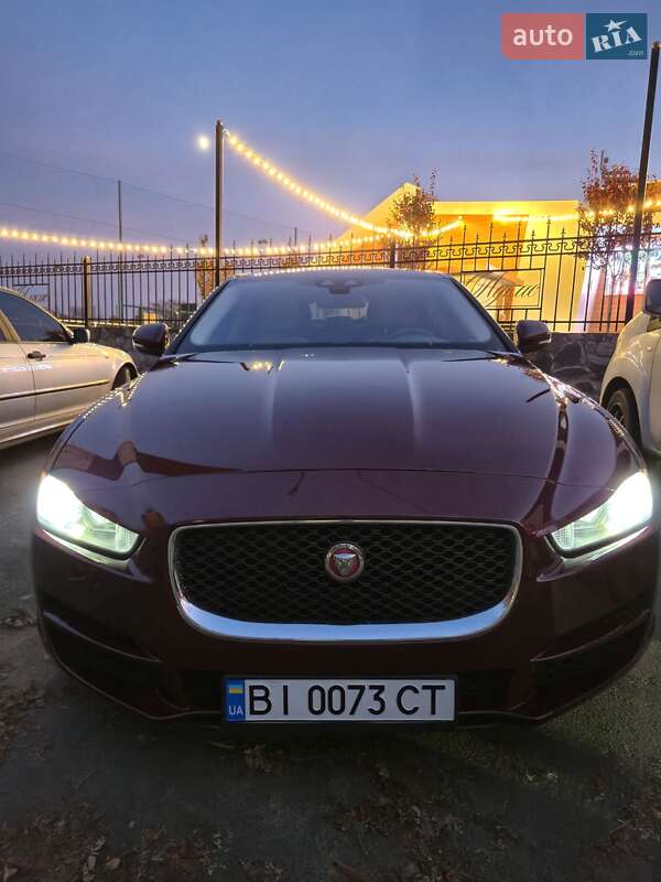 Седан Jaguar XE 2016 в Кременчуці фото 36 Седан Jaguar XE 2016 в Кременчуці