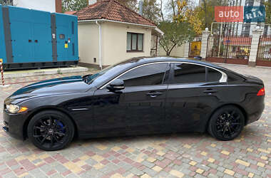 Седан Jaguar XE 2016 в Одесі