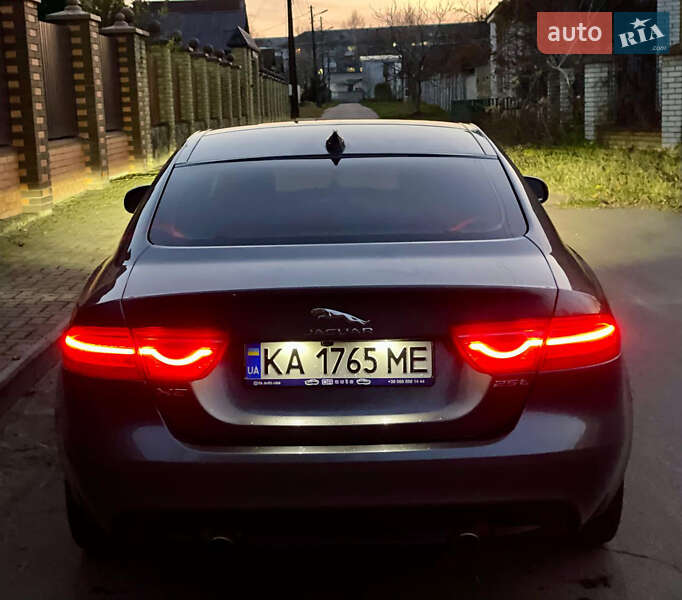 Седан Jaguar XE 2019 в Києві фото 10 Седан Jaguar XE 2019 в Києві
