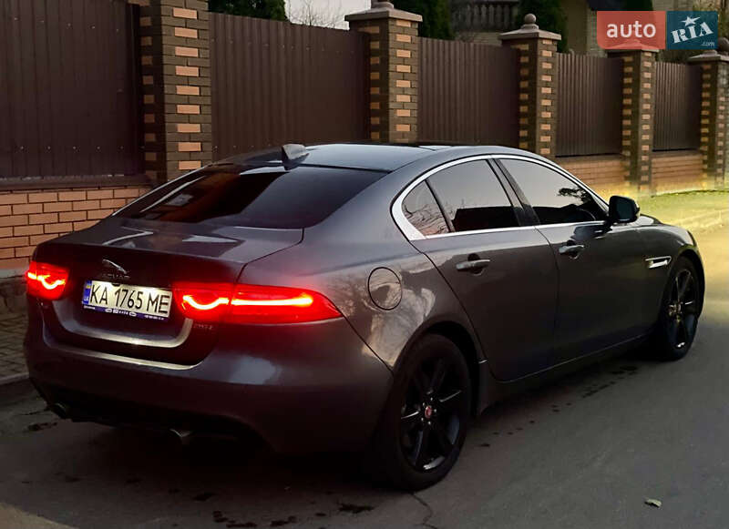 Седан Jaguar XE 2019 в Києві фото 18 Седан Jaguar XE 2019 в Києві