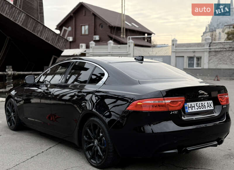 Седан Jaguar XE 2016 в Одесі фото 15 Седан Jaguar XE 2016 в Одесі