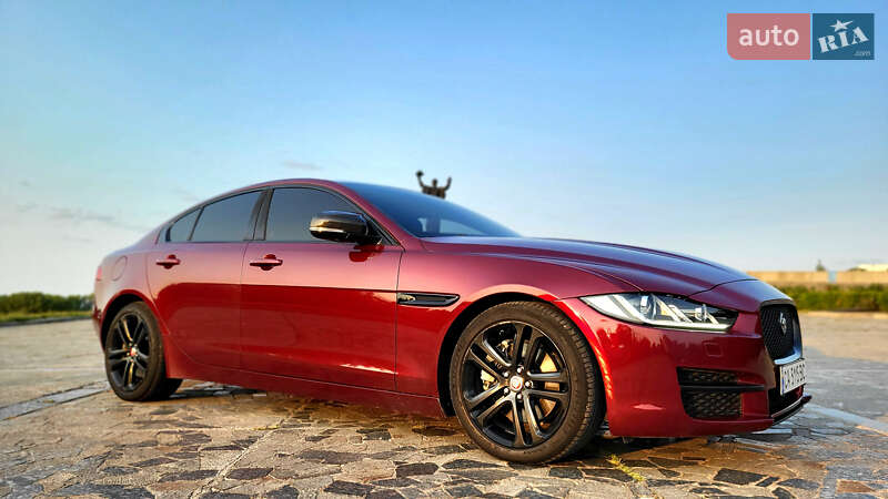 Седан Jaguar XE 2015 в Черкассах