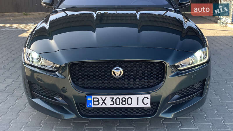 Седан Jaguar XE 2016 в Хмельницком
