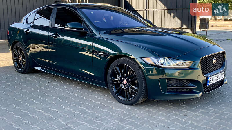 Седан Jaguar XE 2016 в Хмельницком