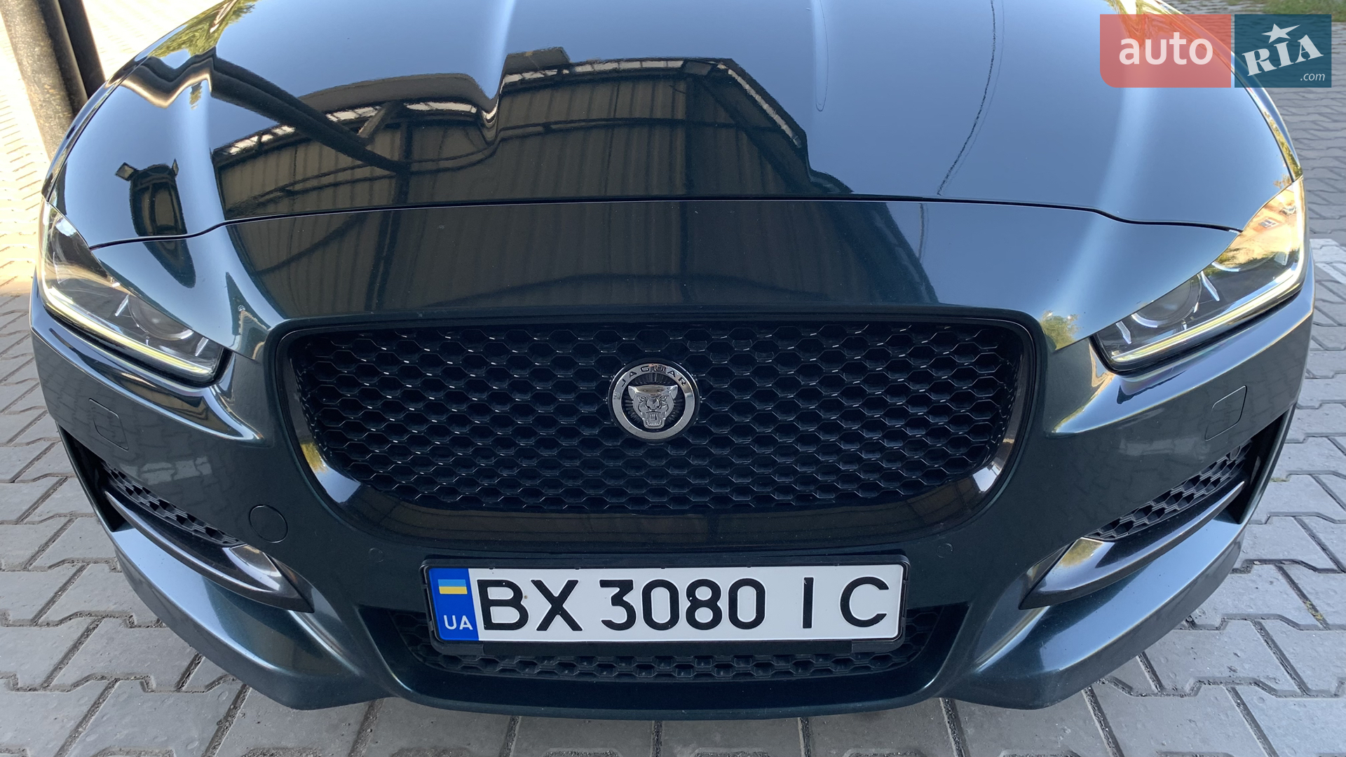 2016 Jaguar XE - мініатюра 38