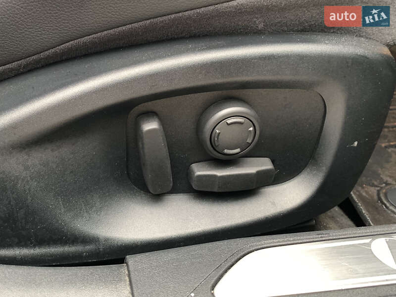 Седан Jaguar XE 2016 в Хмельницком