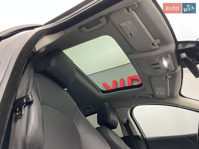 Седан Jaguar XE 2016 в Киеве