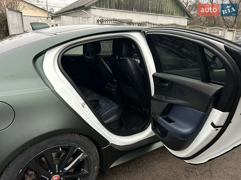 Седан Jaguar XE 2017 в Чернигове фото 16 Седан Jaguar XE 2017 в Чернигове