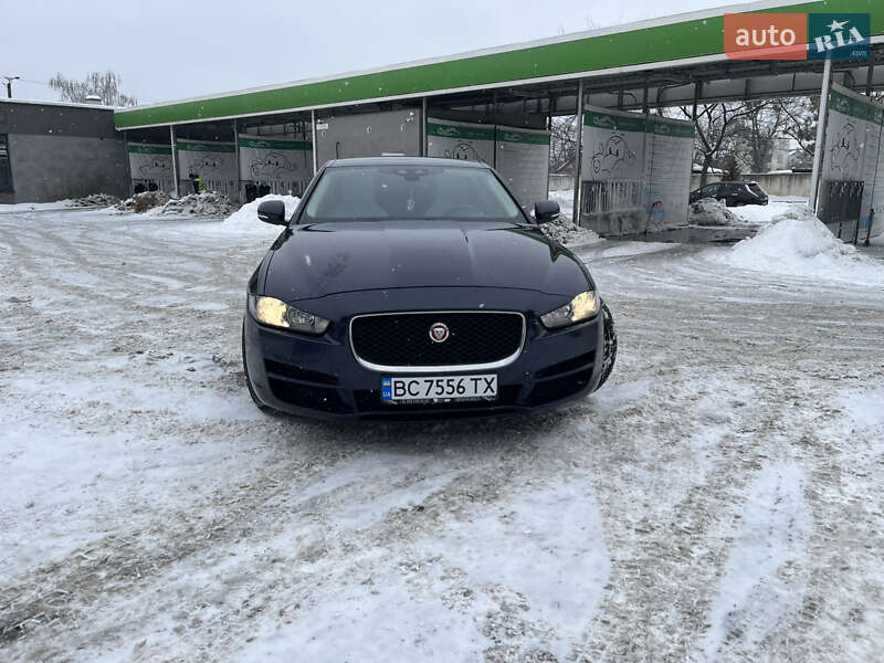 Седан Jaguar XE 2016 в Ивано-Франковске фото 15 Седан Jaguar XE 2016 в Ивано-Франковске