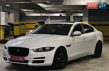 Седан Jaguar XE 2016 в Днепре