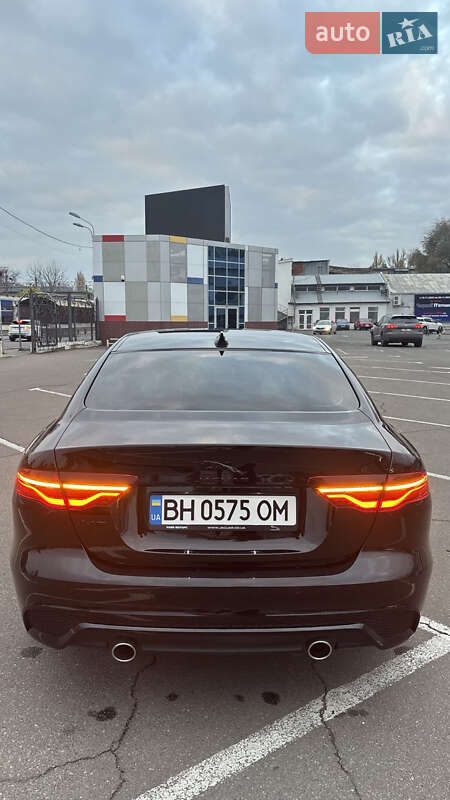 Седан Jaguar XE 2021 в Одессе