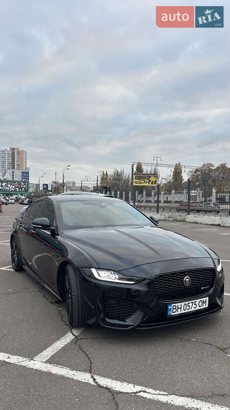 Седан Jaguar XE 2021 в Одессе