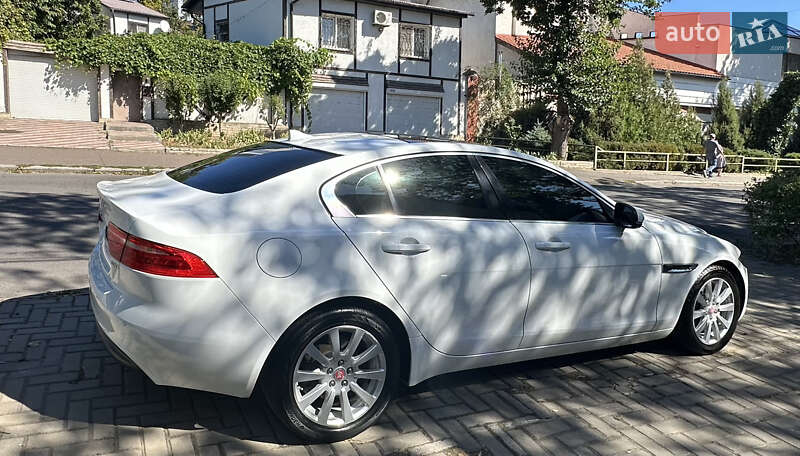 Седан Jaguar XE 2015 в Одессе