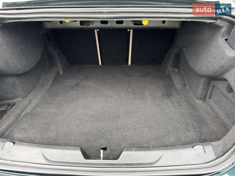 Седан Jaguar XE 2016 в Києві