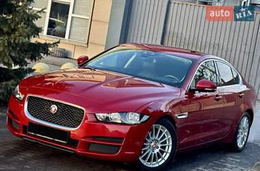 Седан Jaguar XE 2015 в Днепре