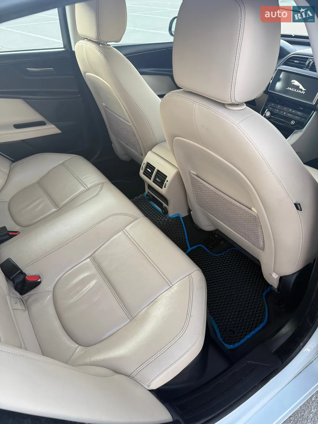 2016 Jaguar XE - мініатюра 17